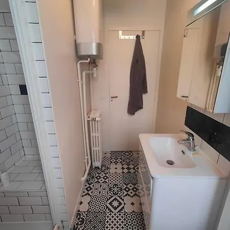 Haussmannien Avec Balcon شقة *