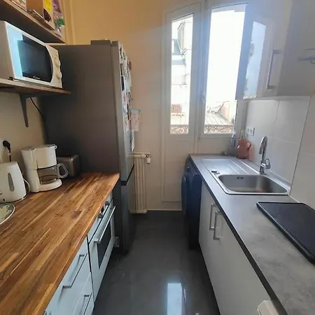 Haussmannien Avec Balcon شقة باريس