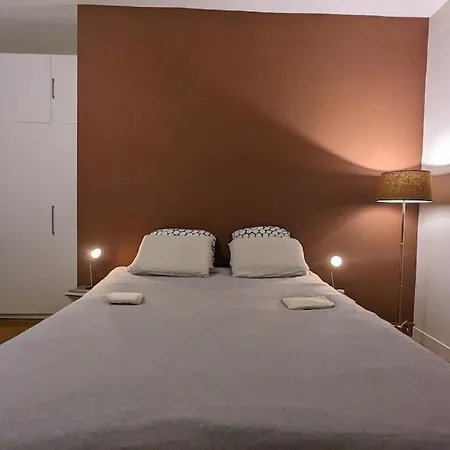 Haussmannien Avec Balcon شقة باريس